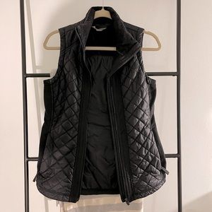 Athleta black running vest size small